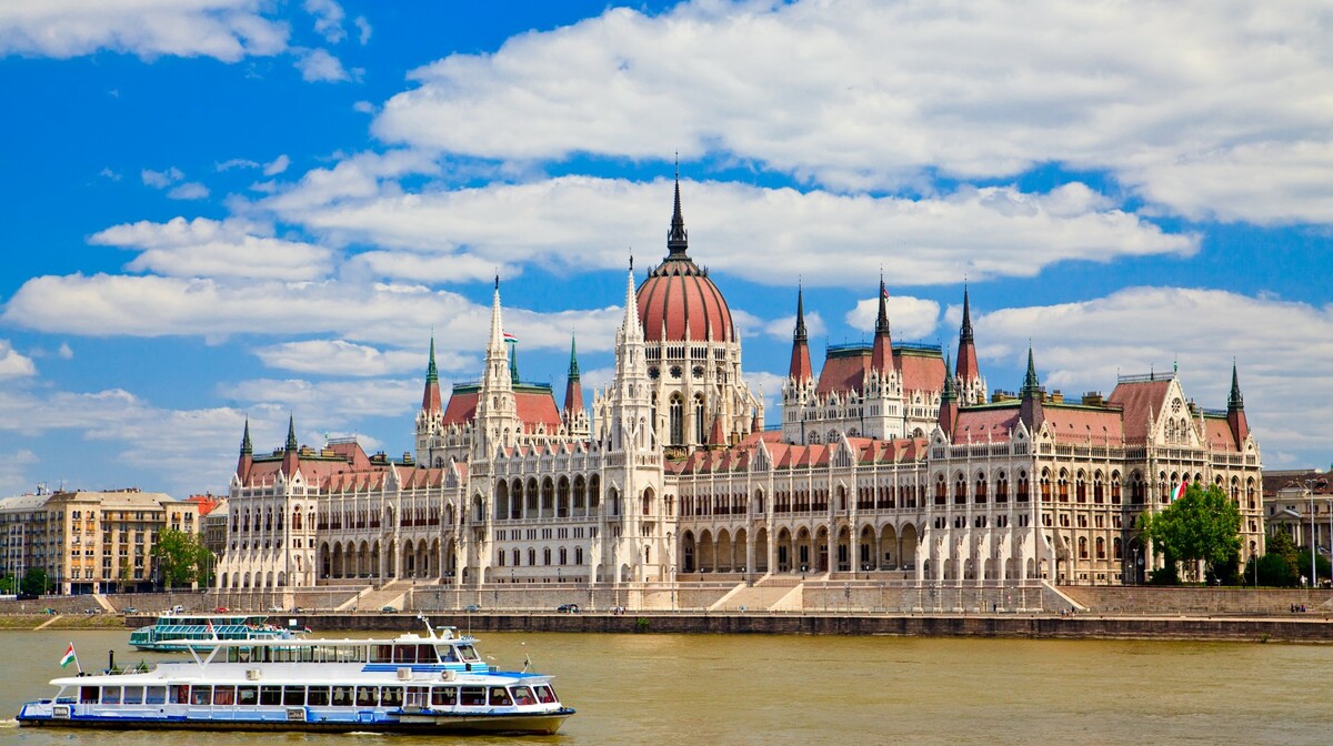 BUDIMPEŠTA