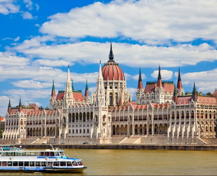 BUDIMPEŠTA